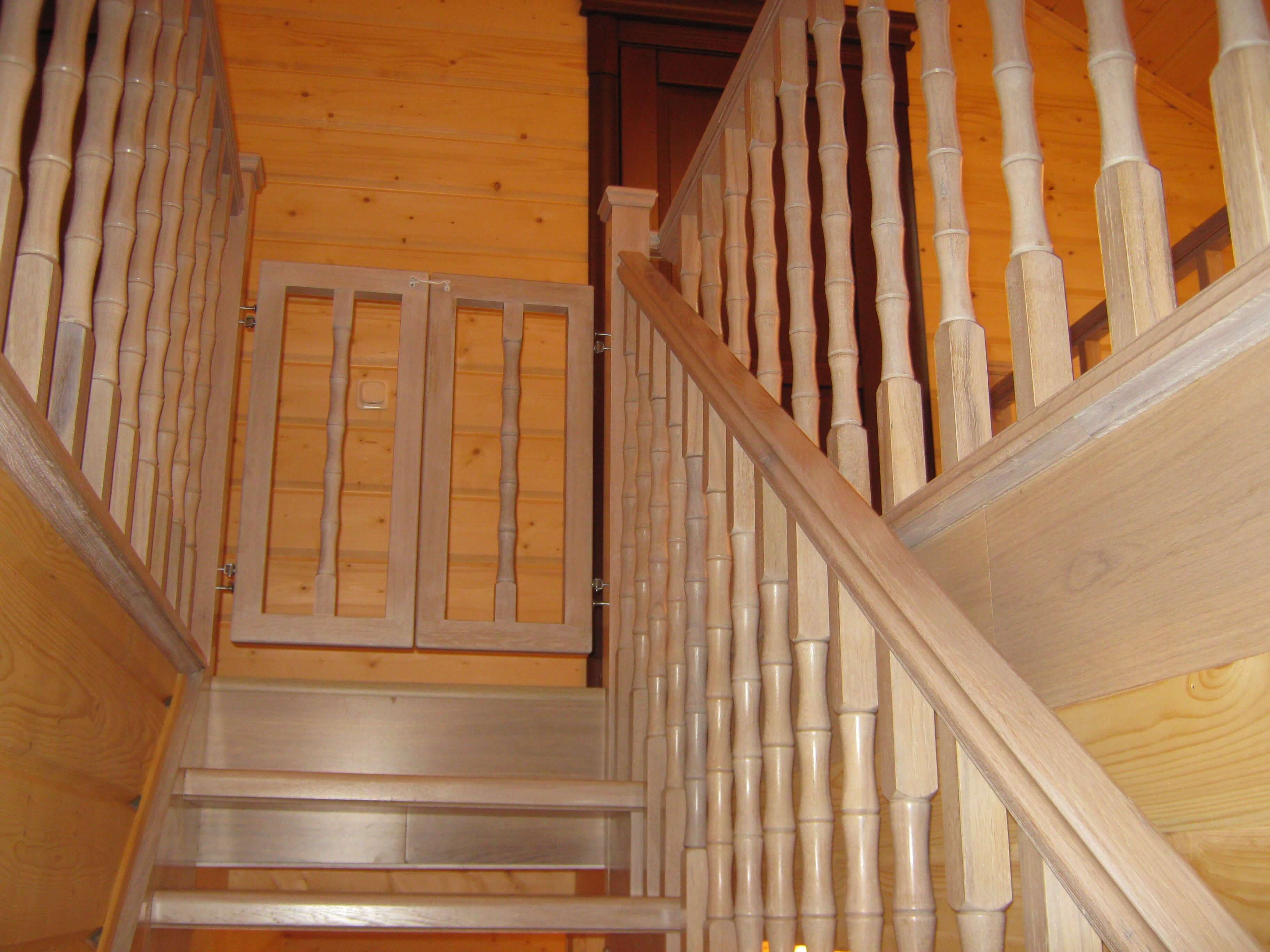 Лестница из массива дуба